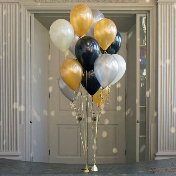 Фонтан шаров "Фаерворк" в Ангарске