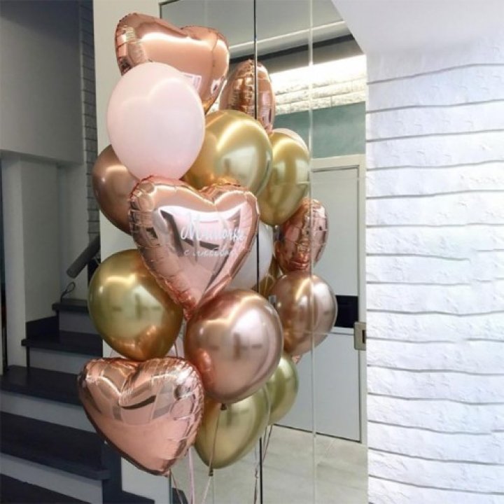 Фонтан шаров "От сердечка" в Ангарске