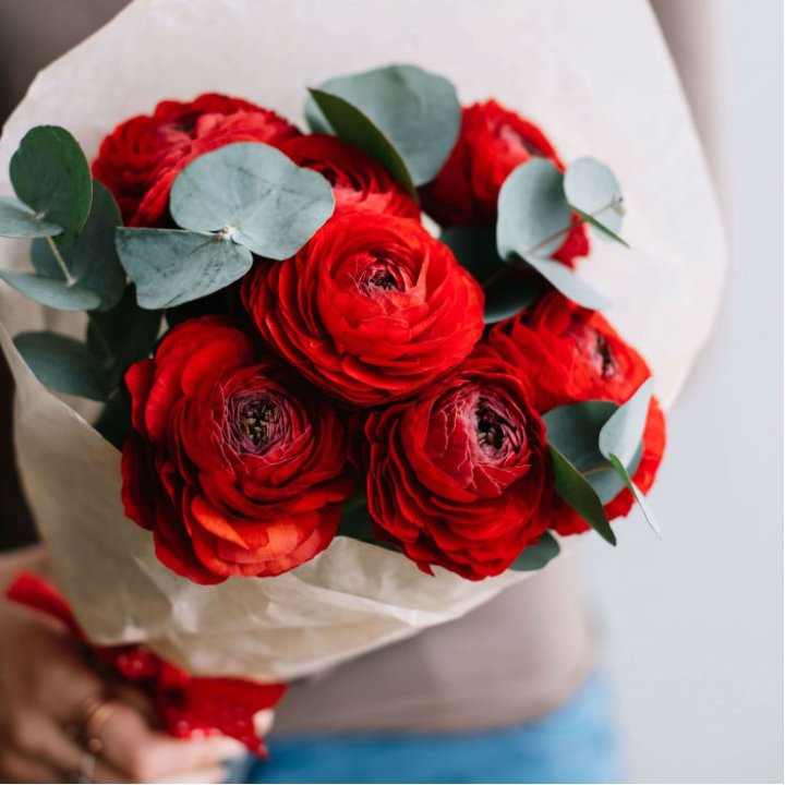 Букет ранункулюсов  в Ангарске