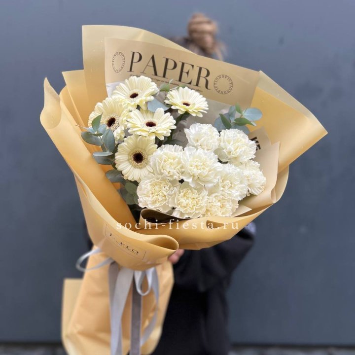  Букет с диантусами и герберами в Ангарске