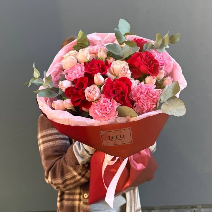 Букет "Первая любовь" в Ангарске