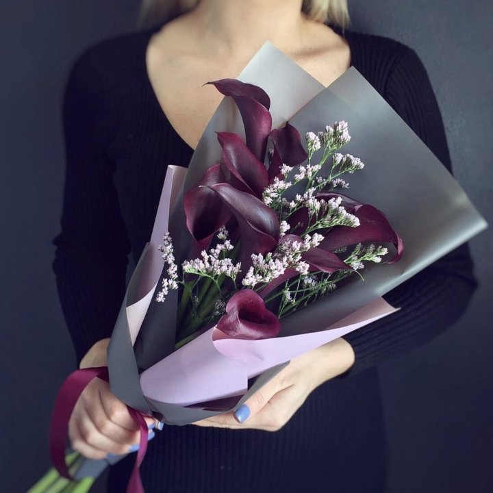 Букет фиолетовых калл в Ангарске