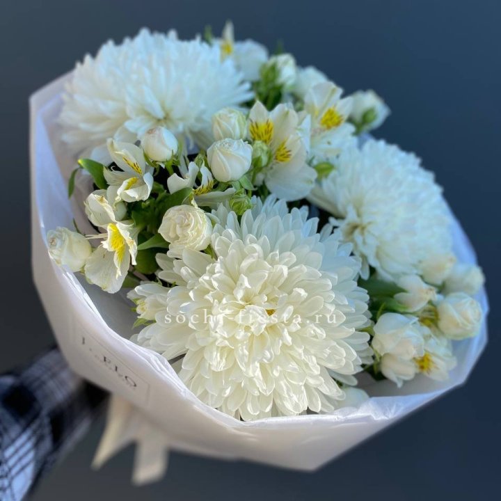Букет из хризантем "Миранда" в Ангарске