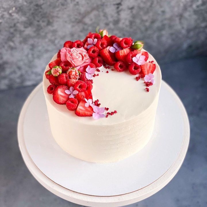 Торт "Малина" в Ангарске