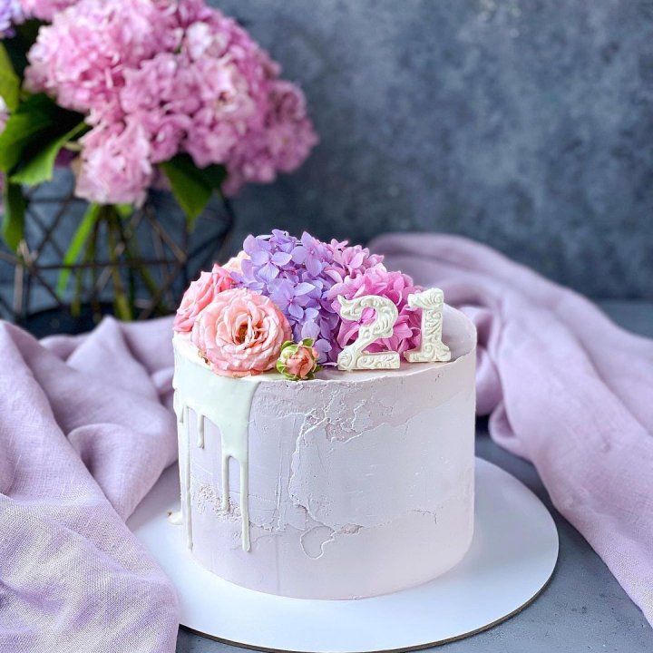 Торт с цифрой в Ангарске