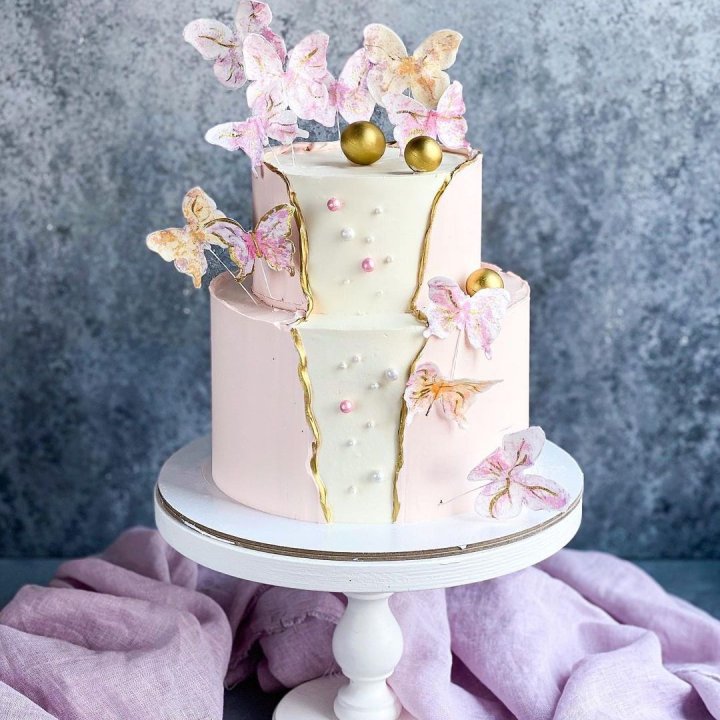 Торт "Бабочки в животе" в Ангарске