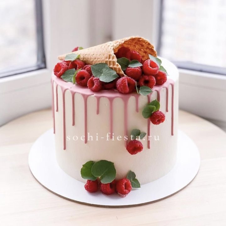 Торт "Ягодный" в Ангарске