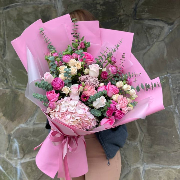 Дизайнерский букет "Паулина" в Ангарске