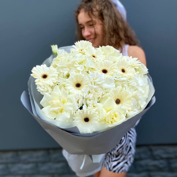  Букет "Вайт люксур" в Ангарске