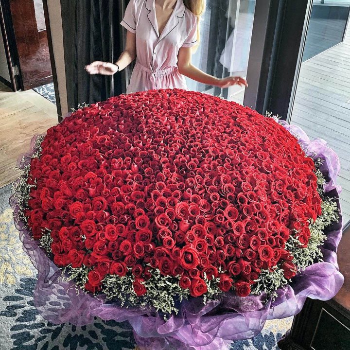 1001 роза в Ангарске