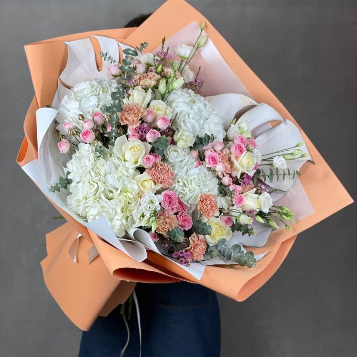 Макси-букет кремовый в Ангарске