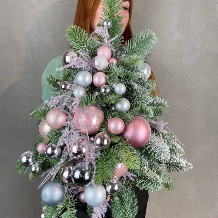 Новогодняя елочка "Розе голд" в Ангарске