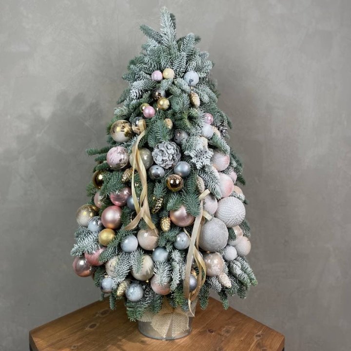 Новогодняя ёлка из веток датского нобилиса в Ангарске