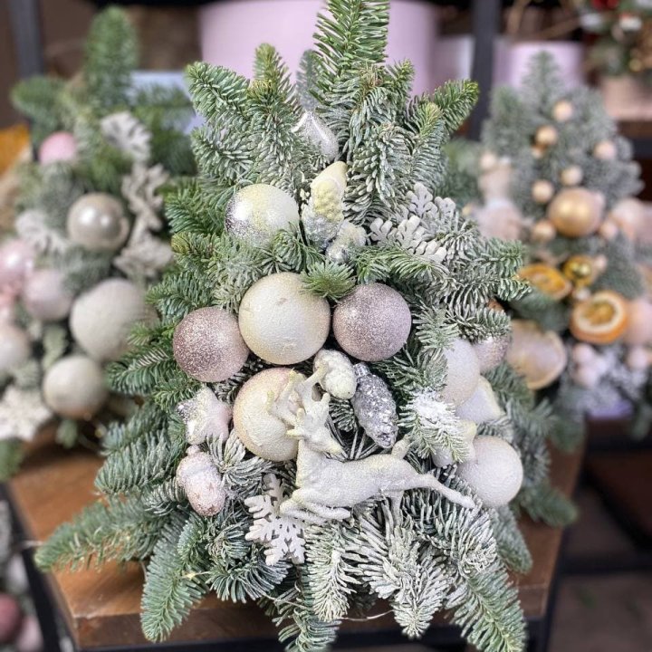 Ёлочка "Хепи крисмас" в Ангарске