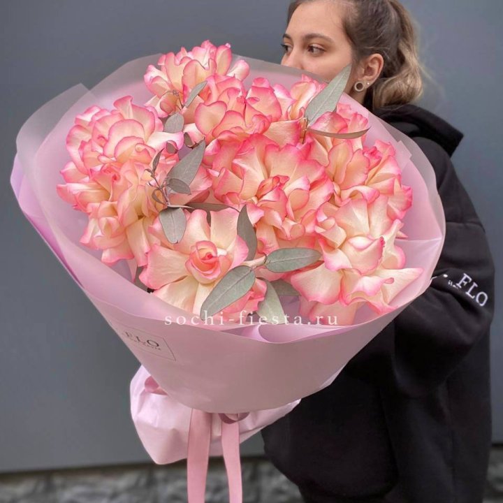 9 французских роз Джумилия в Ангарске