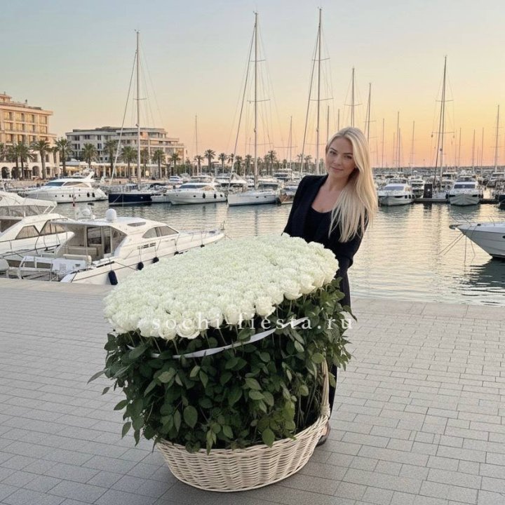 301 высокая роза в корзине в Ангарске