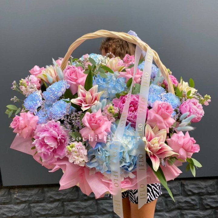 Яркая корзина "Летнее настроение" в Ангарске
