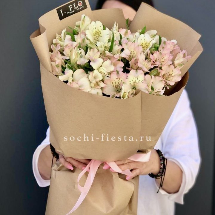 17  альстромерий в крафте в Ангарске