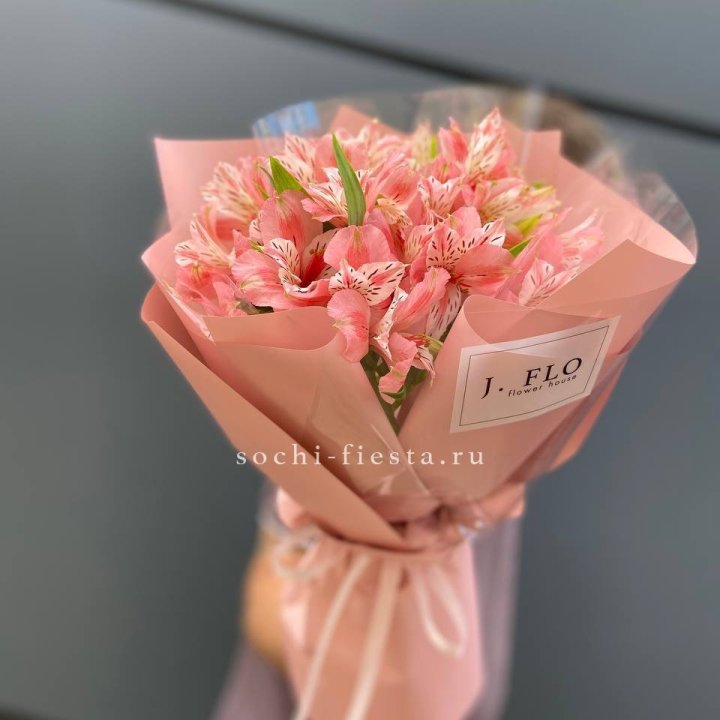 Букет альстромерий розовых в Ангарске