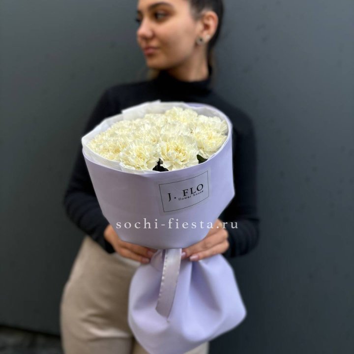 Букет белых диантусов в Ангарске