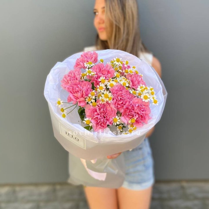 Дуобукет диантусов и ромашек в Ангарске