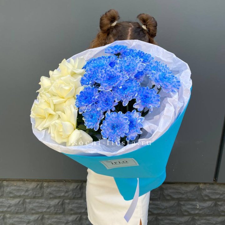 Дуо букет розы и хризантема в Ангарске