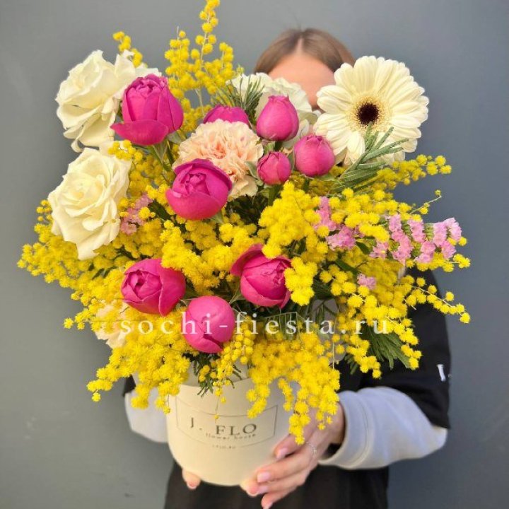 Цветы в боксе "Слобода" в Ангарске