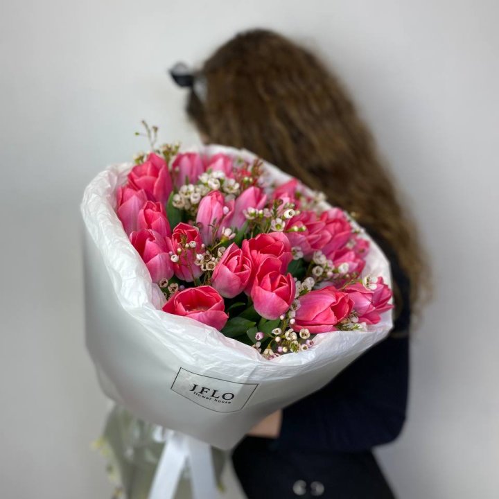 Дуо тюльпаны с хамелациумом в Ангарске