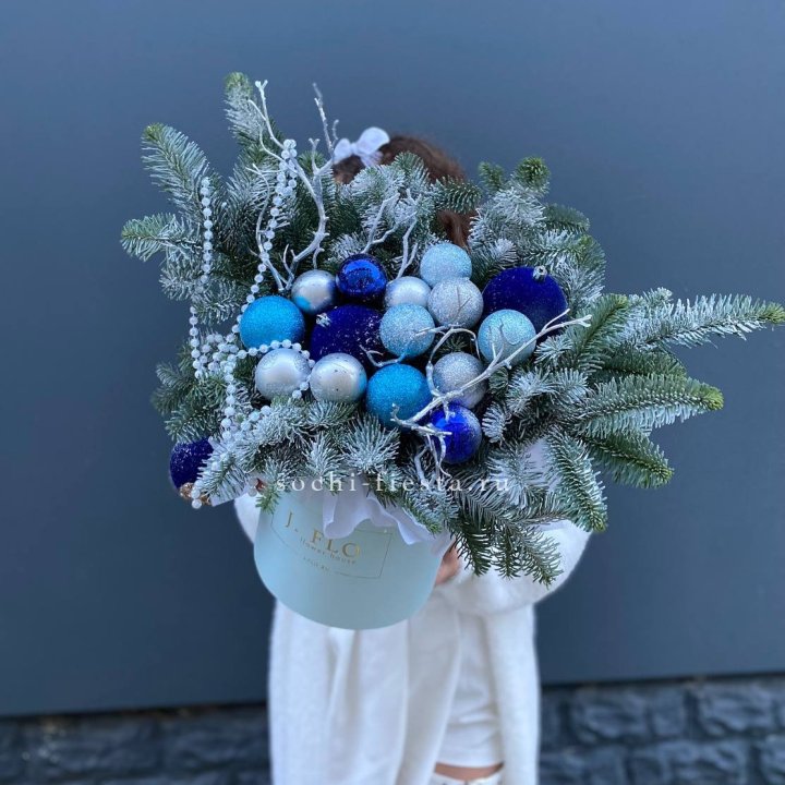 Композиция "Голубая бездна" в Ангарске