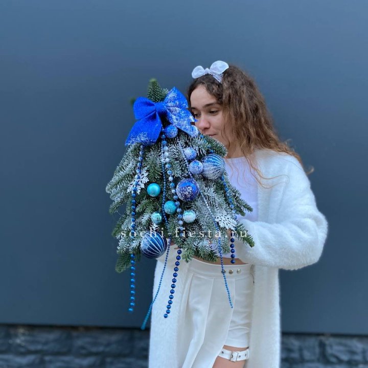 Новогодняя елочка "Блю" в Ангарске