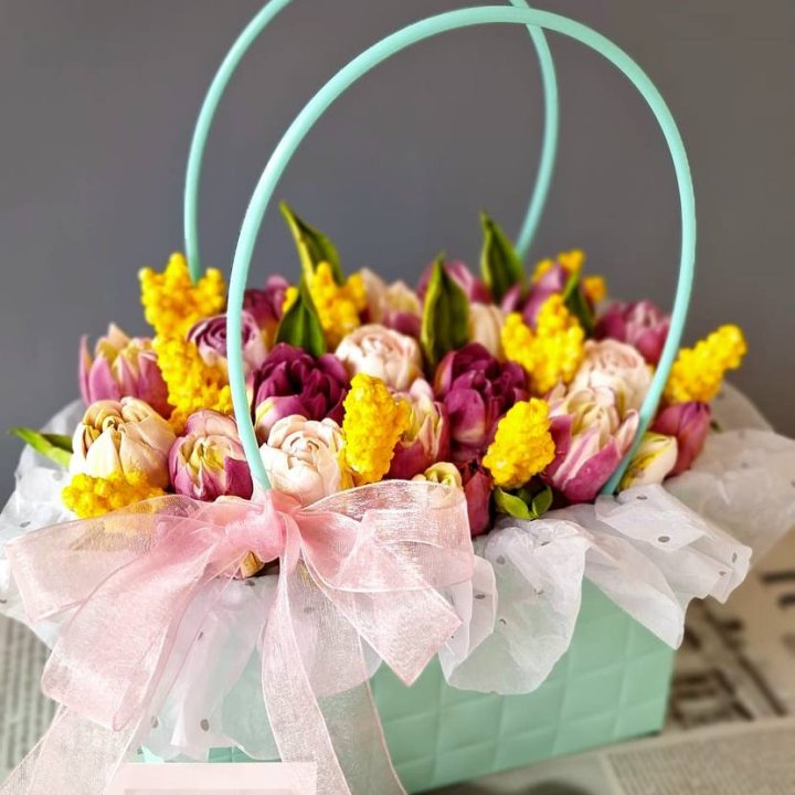 Тюльпаны в сумочке из зефира в Ангарске