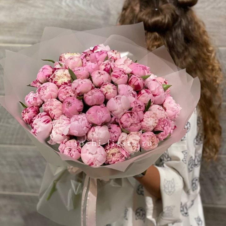 51 розовый пион в Ангарске