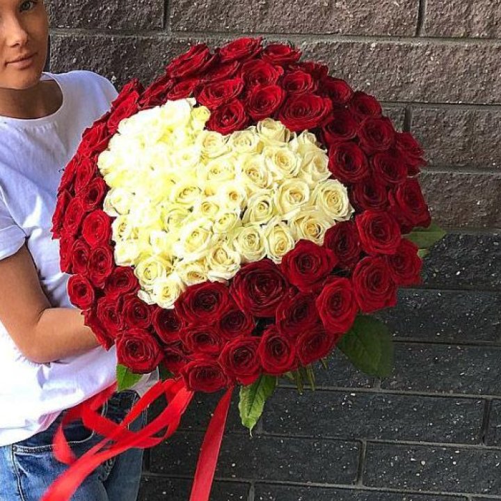 101 роза "Сердце" в Ангарске