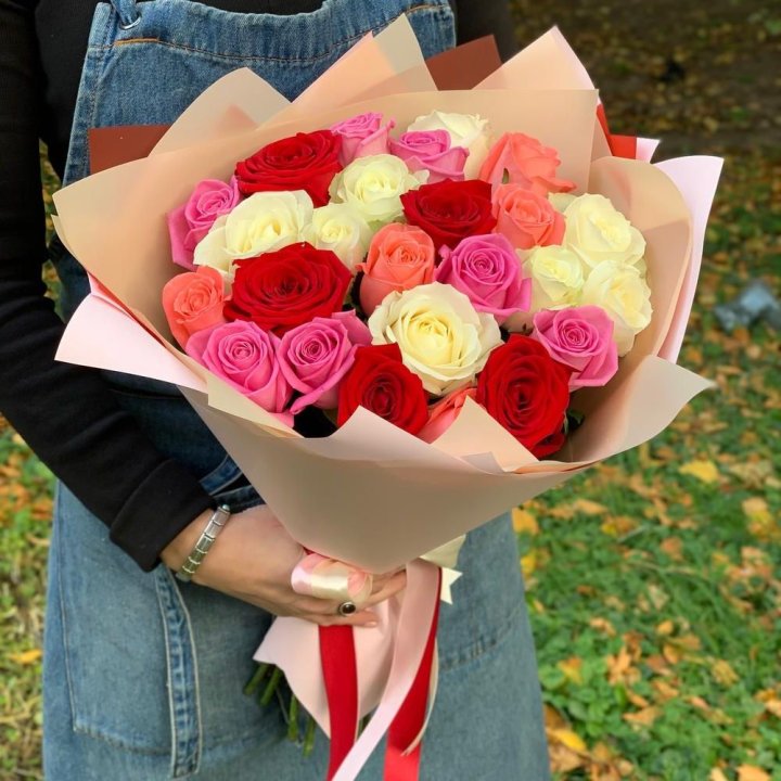 25 роз "Карусель" в Ангарске