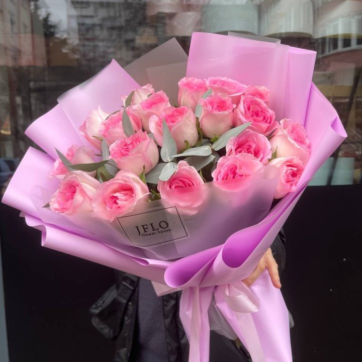  19 розовых роз в Ангарске