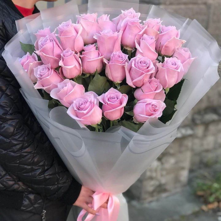 25 высоких розовых роз в Ангарске