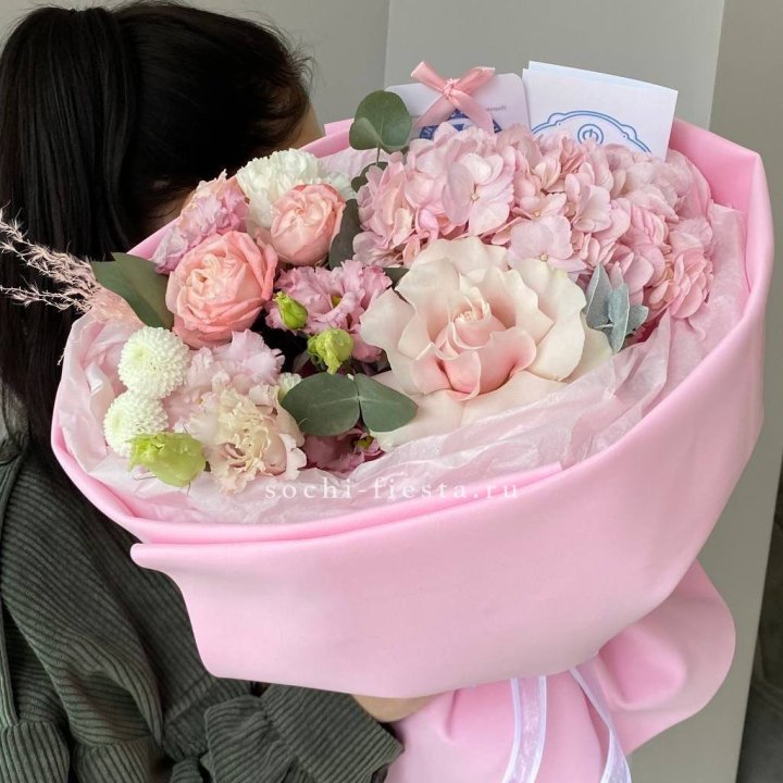 Авторский букет "Пинки" в Ангарске