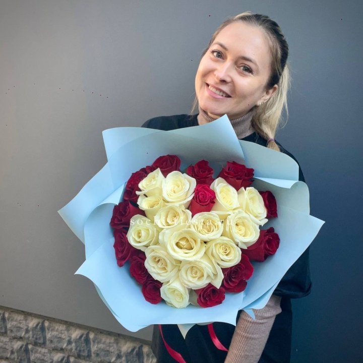 27 роз "Сердце" в Ангарске