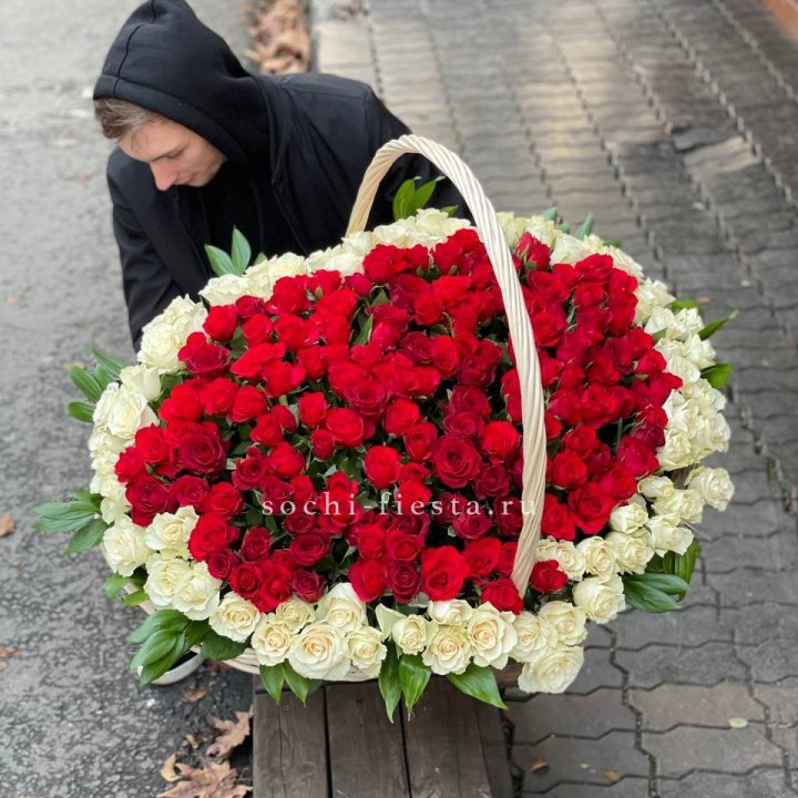201  роза в корзине   в Ангарске