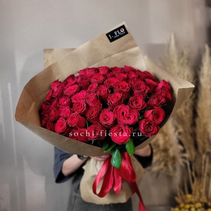 63 красных роз вайт в Ангарске