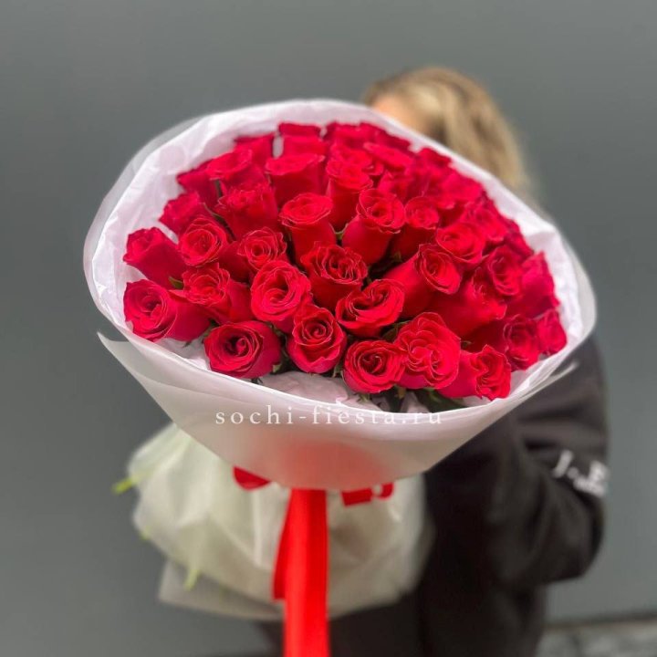 55 красных роз "Амелия" в Ангарске