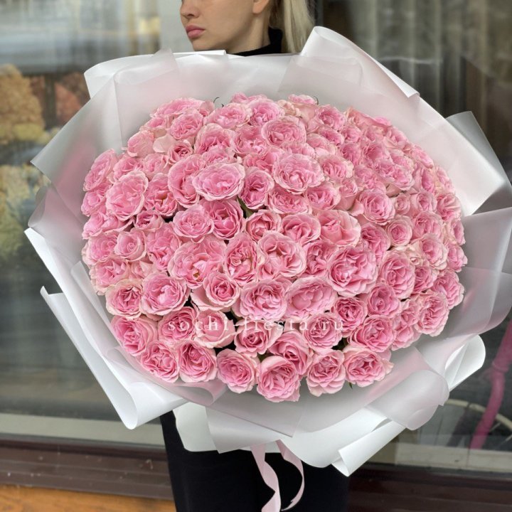 101 нежно-розовая роза в Ангарске