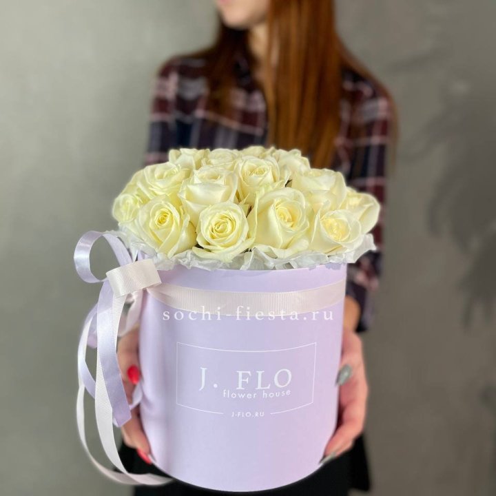 25 роз в цилиндре  в Ангарске