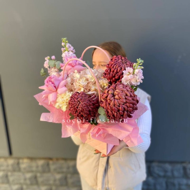 Сумочка нежная с бигуди в Ангарске