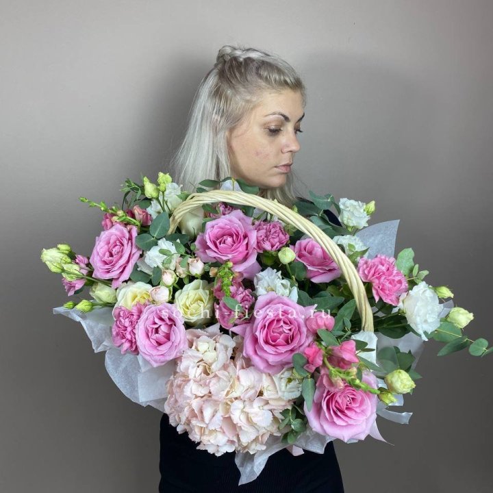 Цветочная корзина № 5 в Ангарске