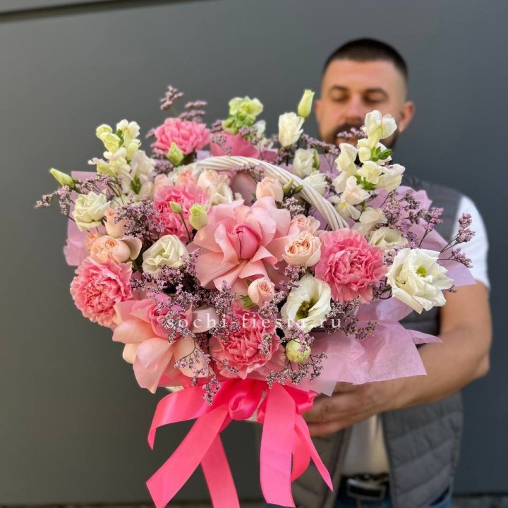 Цветочная корзина №1 в Ангарске