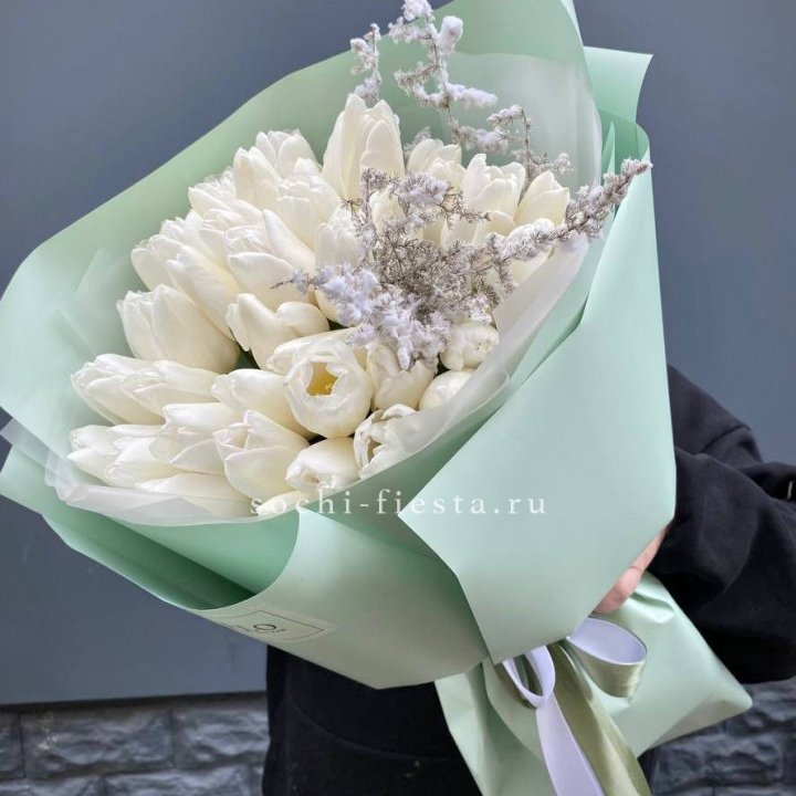 Букет белых тюльпанов "Бьянко" в Ангарске