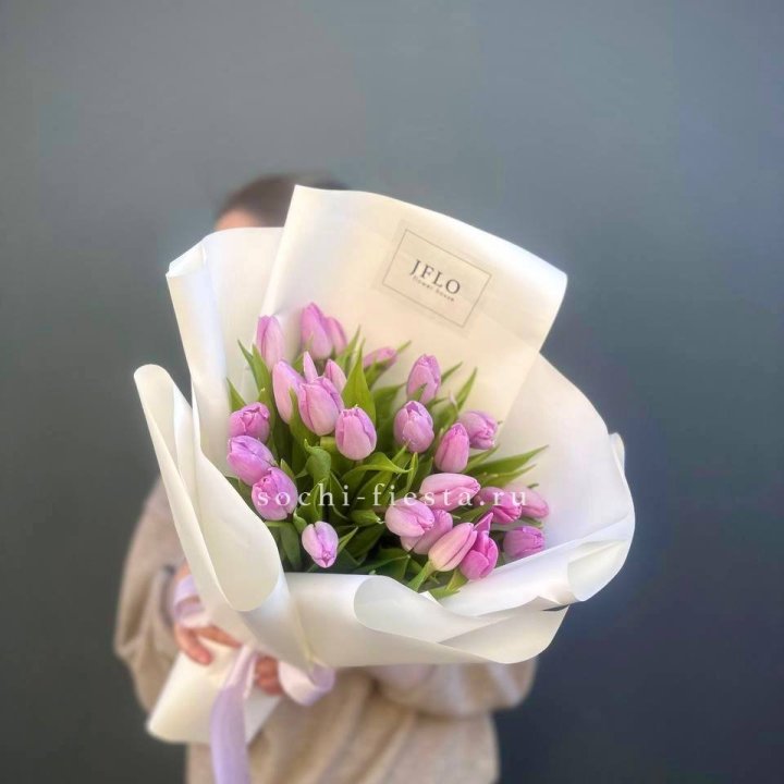 25 сиреневых тюльпанов в Ангарске