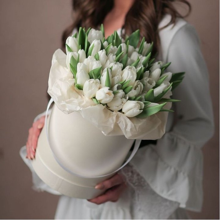 Тюльпаны в цилиндре  в Ангарске