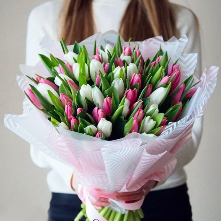 Букет тюльпанов "Лолита" в Ангарске